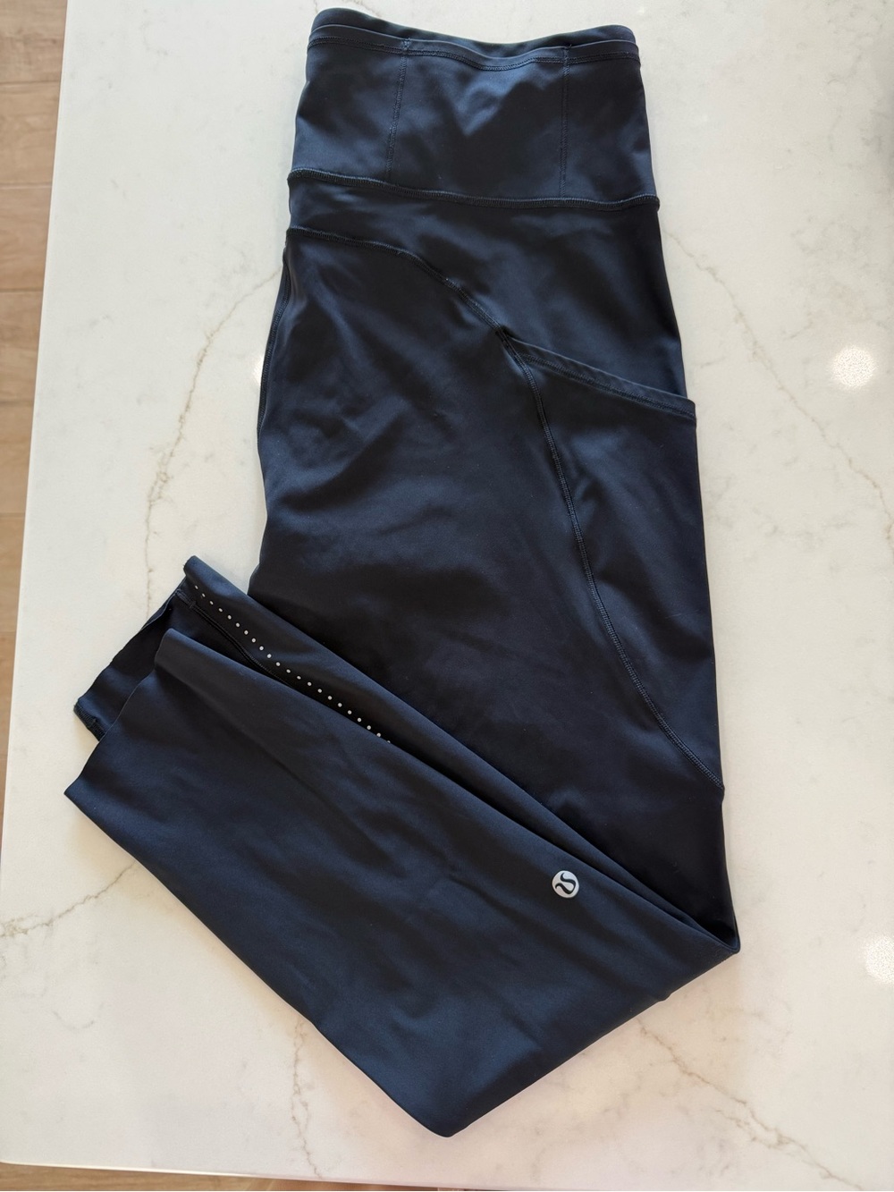 Lululemon Fast and Free High-Rise Tights with Pockets – Black Size 12